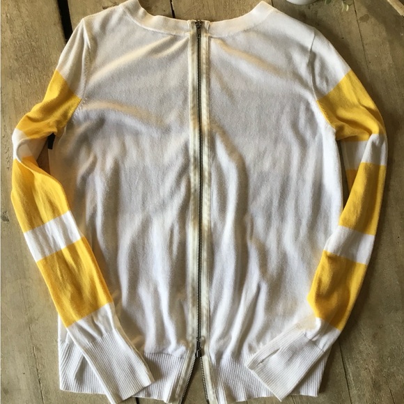 PAM & GELA Woman’s lightweight sweater w/zipper back - Picture 2 of 8